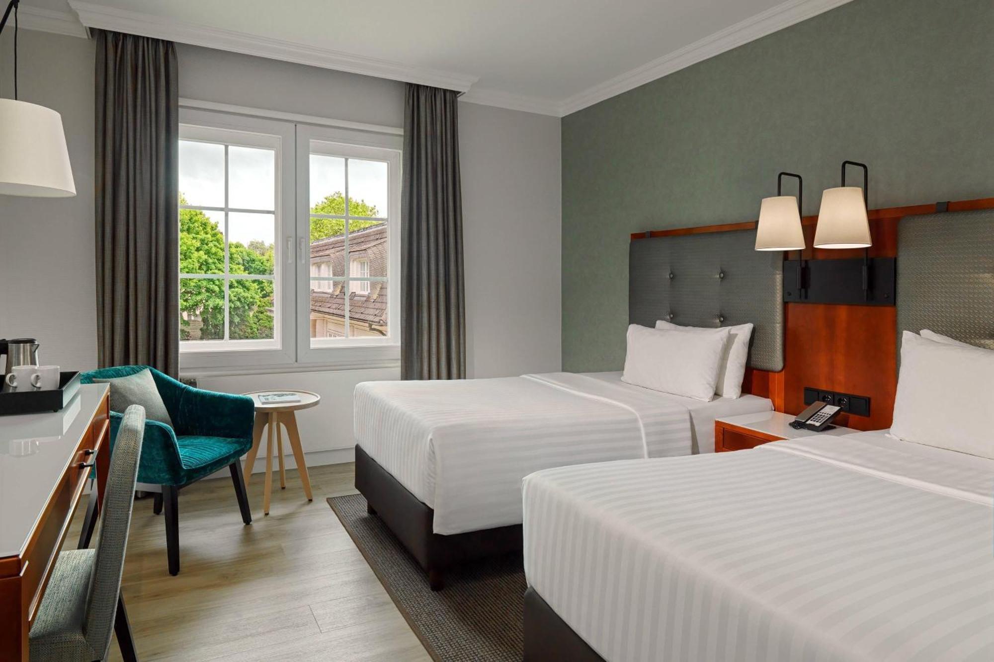 Courtyard By Marriott Hamburg Airport Hotel Exterior photo